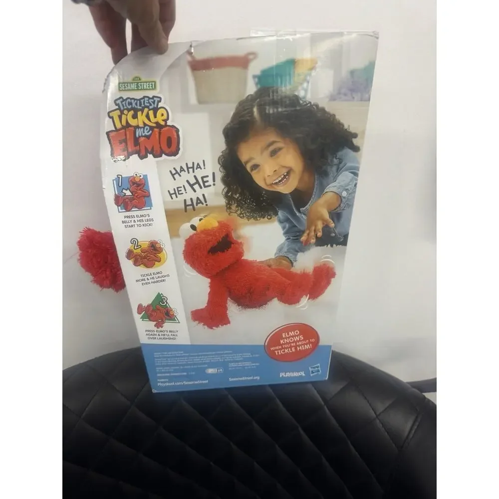 Playskool Sesame Street Tickle Me Elmo Plush Boxed 14-24in 18M+ 2011 F0552